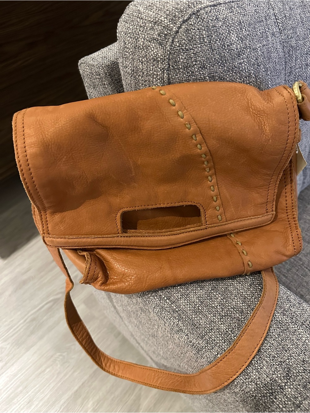 New with tags Lucky Brand Women's Tan Leather Shoulder Bag